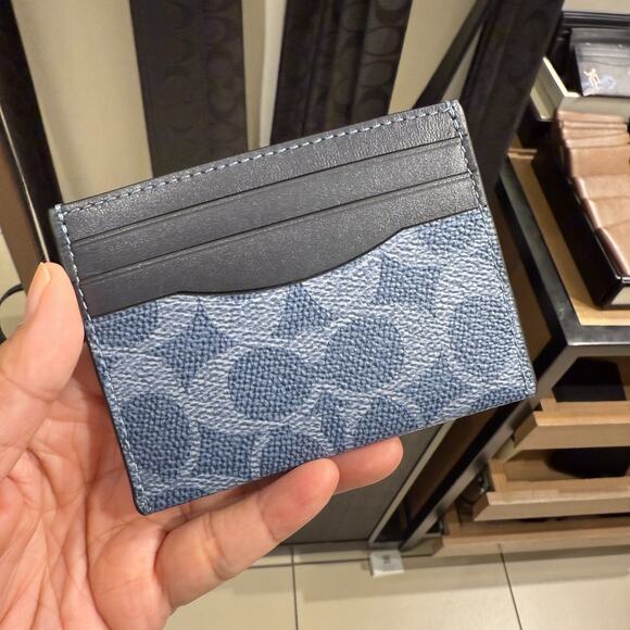 Coach Slim Id Card Case In Signature Canvas CW366, Light Denim / Midnight Navy - Picture 1 of 4